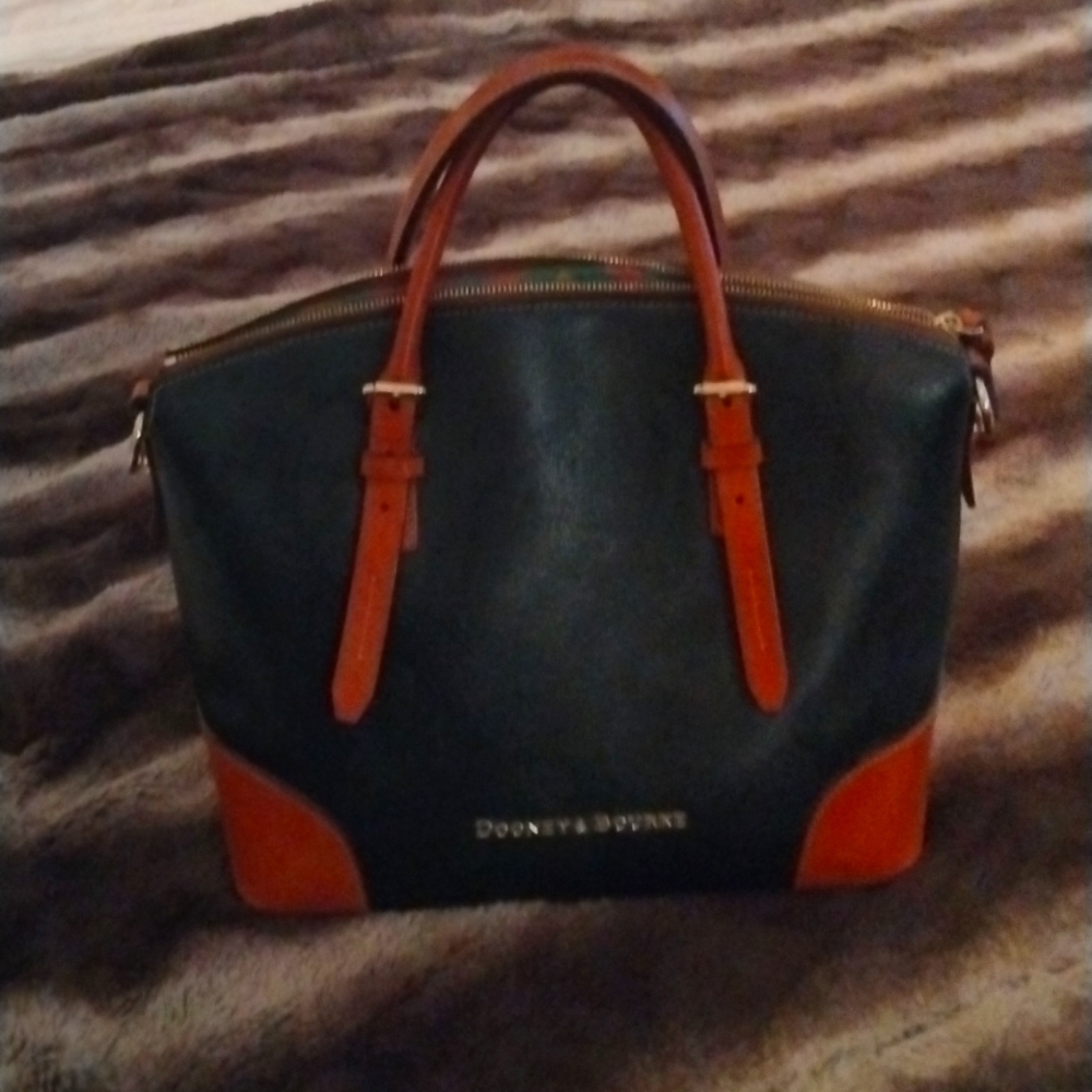 Vintage Dooney Bourke